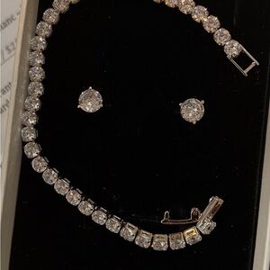 Elegant Silver Jewelry Set